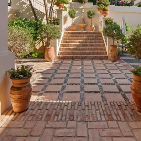 Exquisite Andalusian-style Marbella