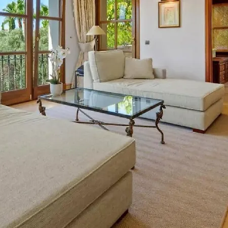 Exquisite Andalusian-style *